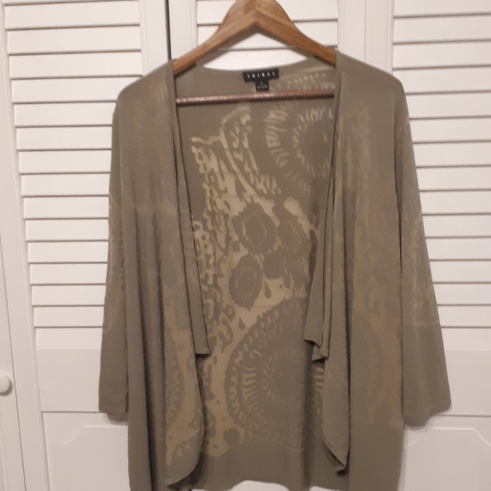 Tribal sweater.  NWOT. Size M